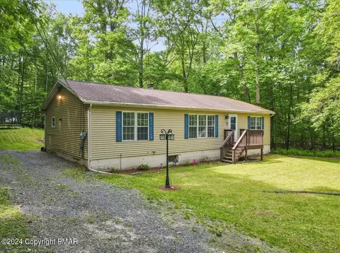 2402 Dornick Rd, East Stroudsburg, PA 18302