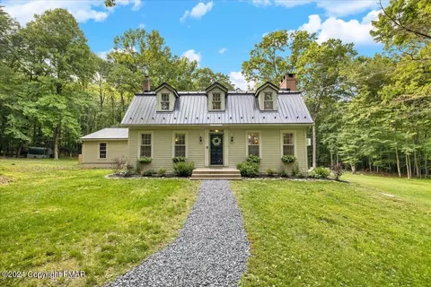 1750 W Bangor Rd, Bangor, PA 18013