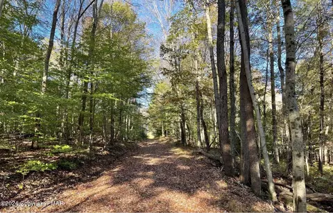 1 Meir Rd, Weatherly, PA 18255