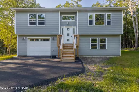187 Privet Ln, Milford, PA 18337