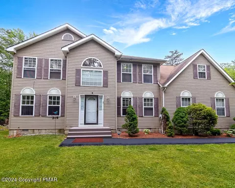 503 Nettle Dr, Tobyhanna, PA 18466