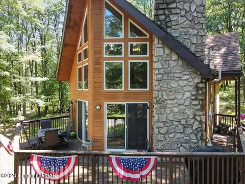 43 Alpine Dr, Zion Grove, PA 17985