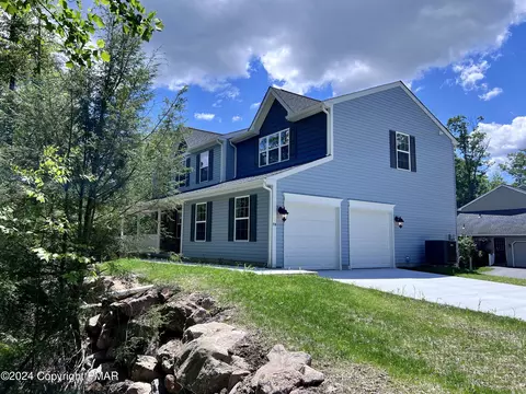 78 Academy Ln, Ashland, PA 17921