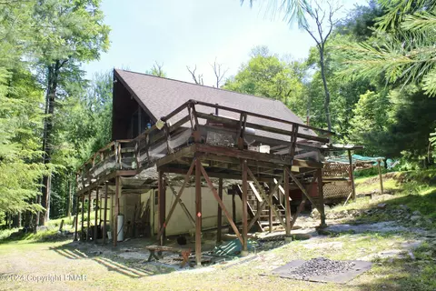 4021 Hemlock Rd, Kunkletown, PA 18058