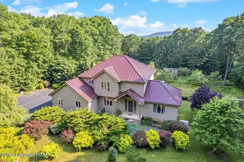 162 Ramblewood Dr, White Haven, PA 18661