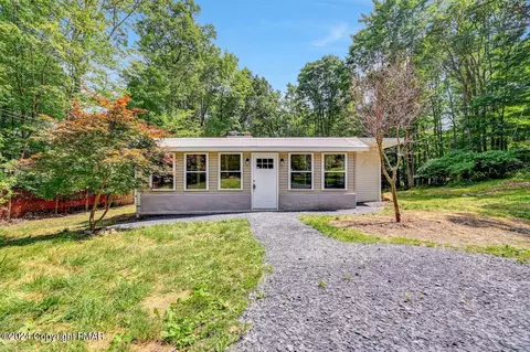 1114 Bayberry Rd, Effort, PA 18330