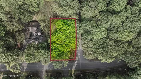 lot Apt 5 Arrowhead Dr, Pocono Lake, PA 18347