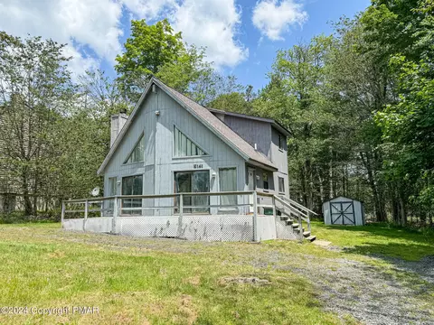 1526 Black Birch Way, Tobyhanna, PA 18466