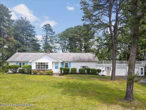 461 N 9th St, Lehighton, PA 18235