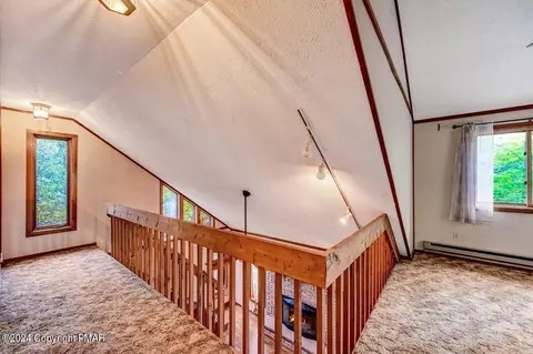 6039 Decker Rd, Bushkill, PA 18324 photo 61