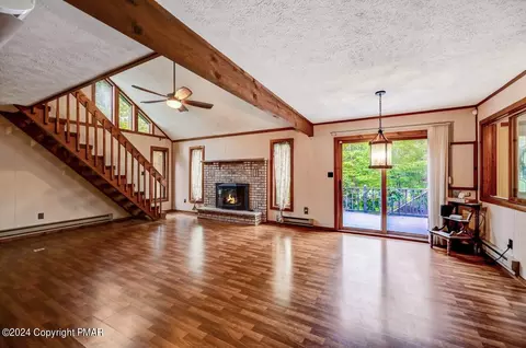 6039 Decker Rd, Bushkill, PA 18324 photo 28