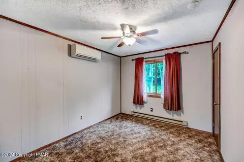 6039 Decker Rd, Bushkill, PA 18324 photo 66