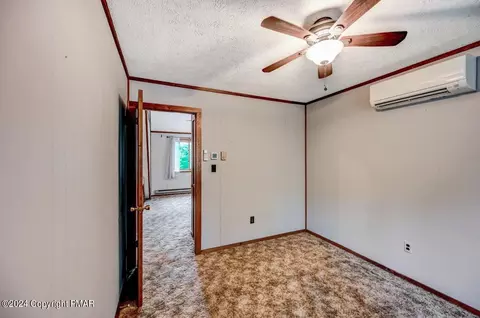 6039 Decker Rd, Bushkill, PA 18324 photo 67