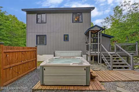 6039 Decker Rd, Bushkill, PA 18324 photo 17