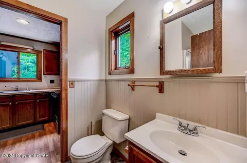 6039 Decker Rd, Bushkill, PA 18324 photo 49