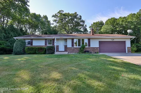 1214 Debby Ct, Danielsville, PA 18038