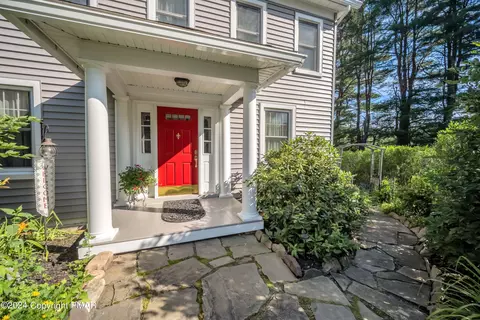 204 7th St, Weatherly, PA 18255