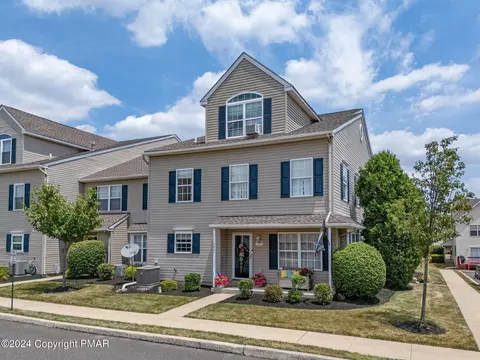 5407 Drawbridge Ct, Royersford, PA 19468