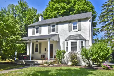 915 7th Ave, Bethlehem, PA 18018
