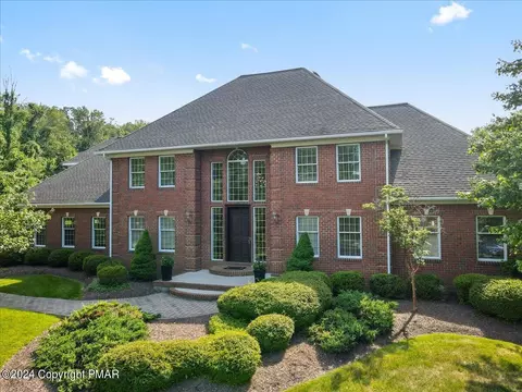 2217 Cherry Ct, Stroudsburg, PA 18360