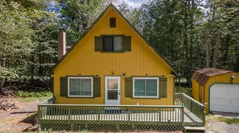 9131 Brandywine Dr, Tobyhanna, PA 18466