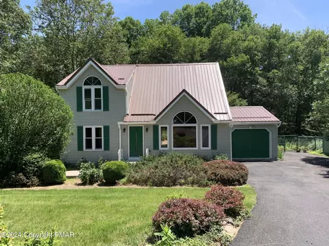 291 Northpark Dr W, East Stroudsburg, PA 18302