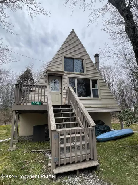 5262 Broadway, Pocono Summit, PA 18346