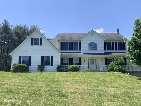 550 John Deere Dr, Sciota, PA 18354
