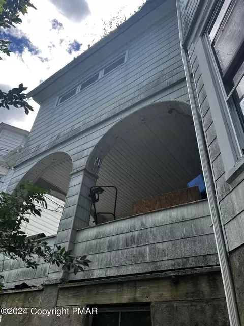 258 W Cottage Ave, Tamaqua, PA 18252