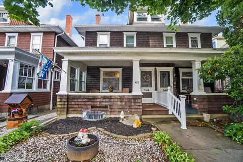 432 Lafayette Ave, Palmerton, PA 18071