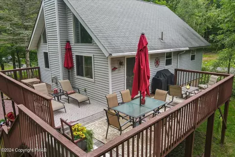 114 Blueberry Run, Blakeslee, PA 18610
