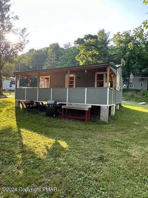 307 Windsor Rd, Kunkletown, PA 18058