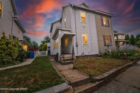 431 Main St, Walnutport, PA 18088