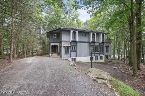 120 Falling Brook Dr, Lords Valley, PA 18428