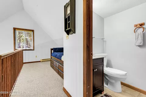5709 Decker Rd, Bushkill, PA 18324 photo 11
