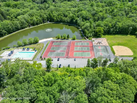 5709 Decker Rd, Bushkill, PA 18324 photo 19