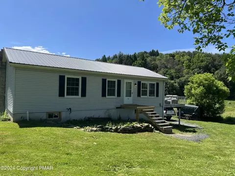 104 Garden Grove Ln, Kunkletown, PA 16830