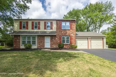 155 Silver Springs Rd, Phoenixville, PA 19460