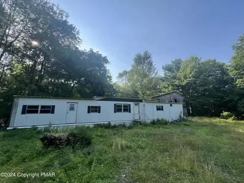 11 Georges Rd, Wapwallopen, PA 18660