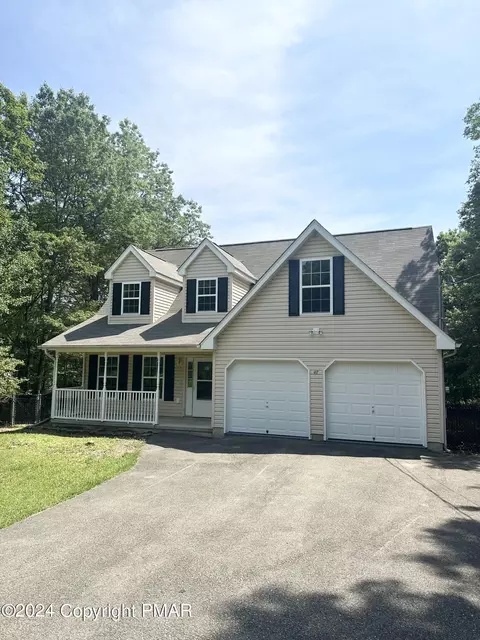 97 Old Stage Rd, Albrightsville, PA 18210