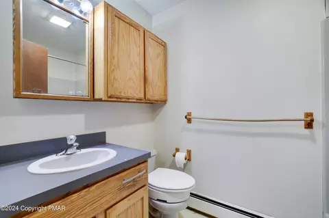 2233 Eagle Path, Bushkill, PA 18324 photo 14