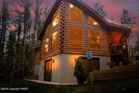 920 Hazelwood Rd, Palmerton, PA 18071
