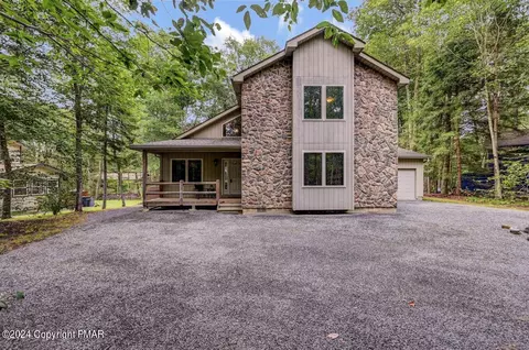 1226 Clear Pond Rd, Pocono Pines, PA 18350