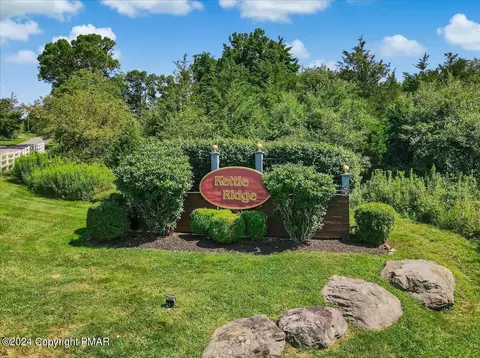 lot S 1920 Kettle Ridge Dr, Stroudsburg, PA 18360