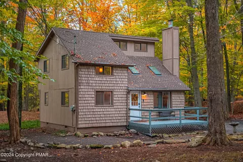 165 Ridge Rd, Pocono Lake, PA 18347