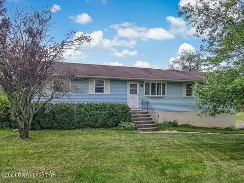 7652 Kings Hwy, New Tripoli, PA 18066