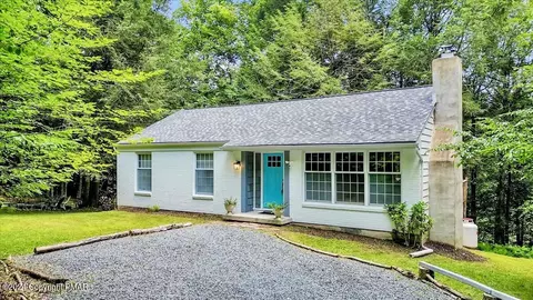 32 Trail Ridge Rd, Albrightsville, PA 18210