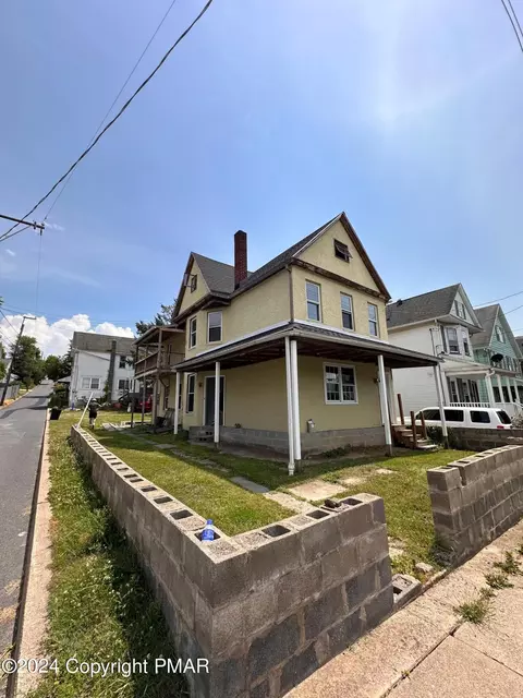 186 Brown St, Wilkes Barre, PA 18702