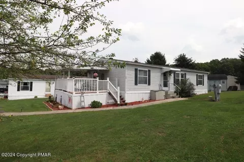 77 Britt Dr, Lehighton, PA 18235