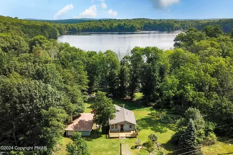 106 Morris Rd, East Stroudsburg, PA 18302